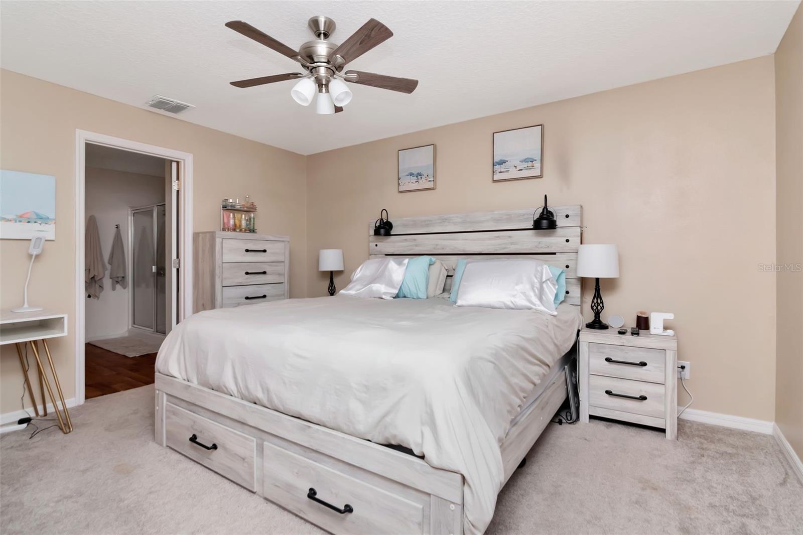 Image 19 of 61 For 5572 Maggiore Boulevard