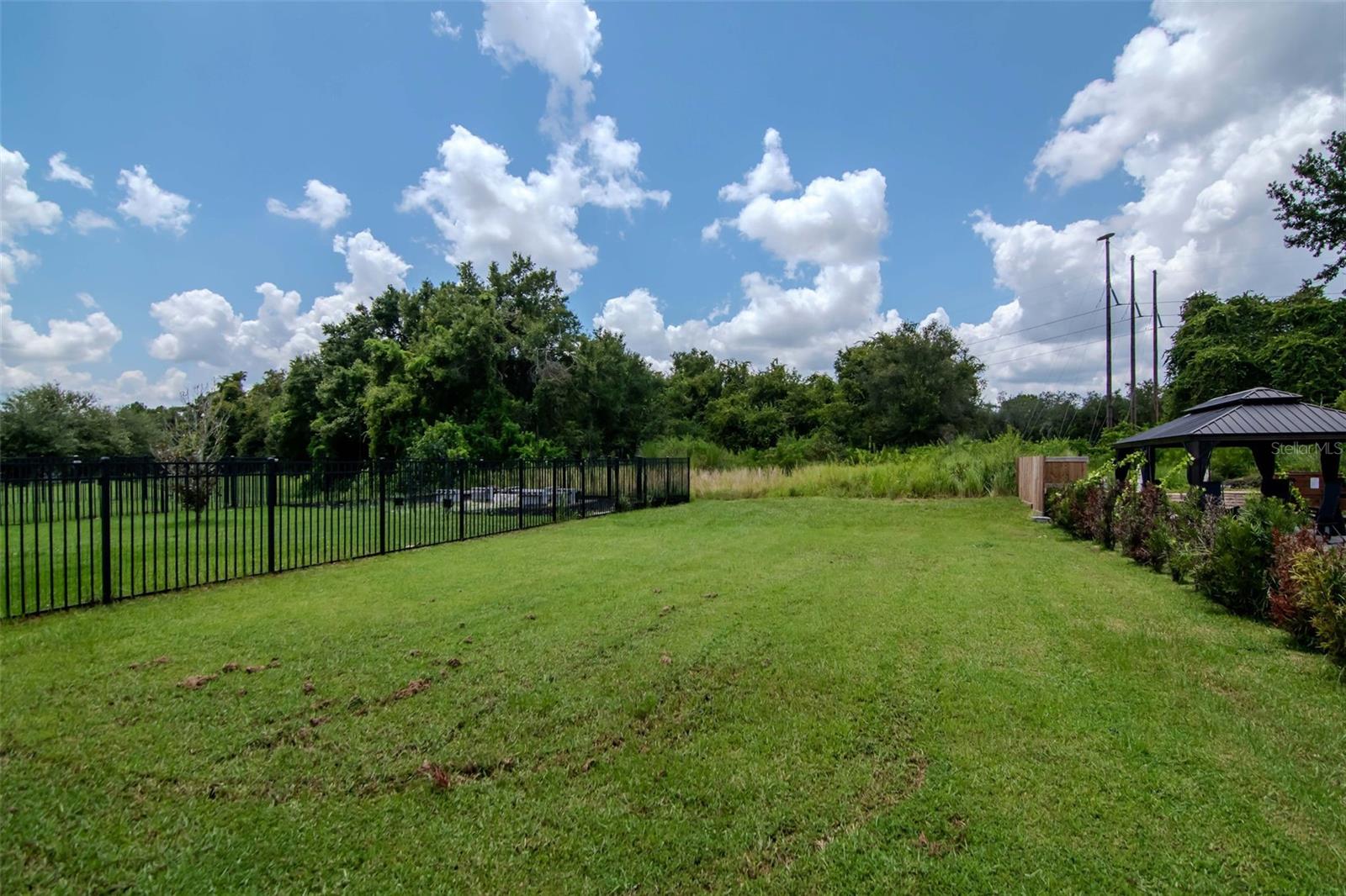 Image 37 of 61 For 5572 Maggiore Boulevard