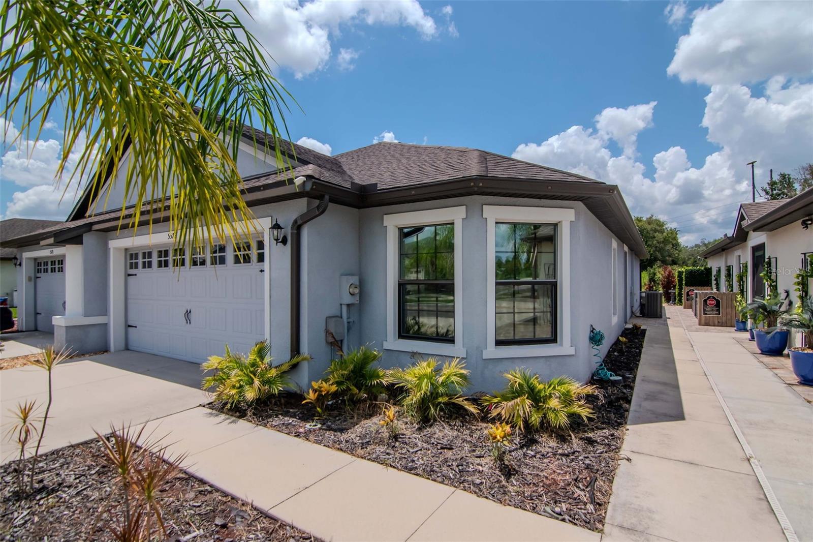 Image 4 of 61 For 5572 Maggiore Boulevard