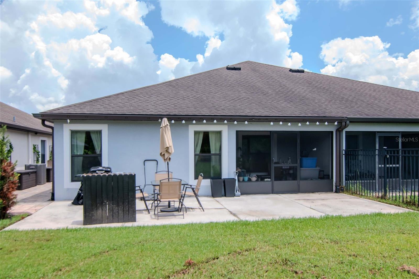 Image 40 of 61 For 5572 Maggiore Boulevard
