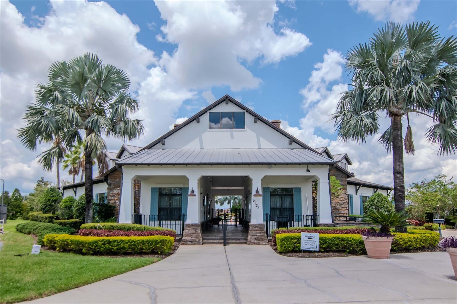 Image 45 of 61 For 5572 Maggiore Boulevard