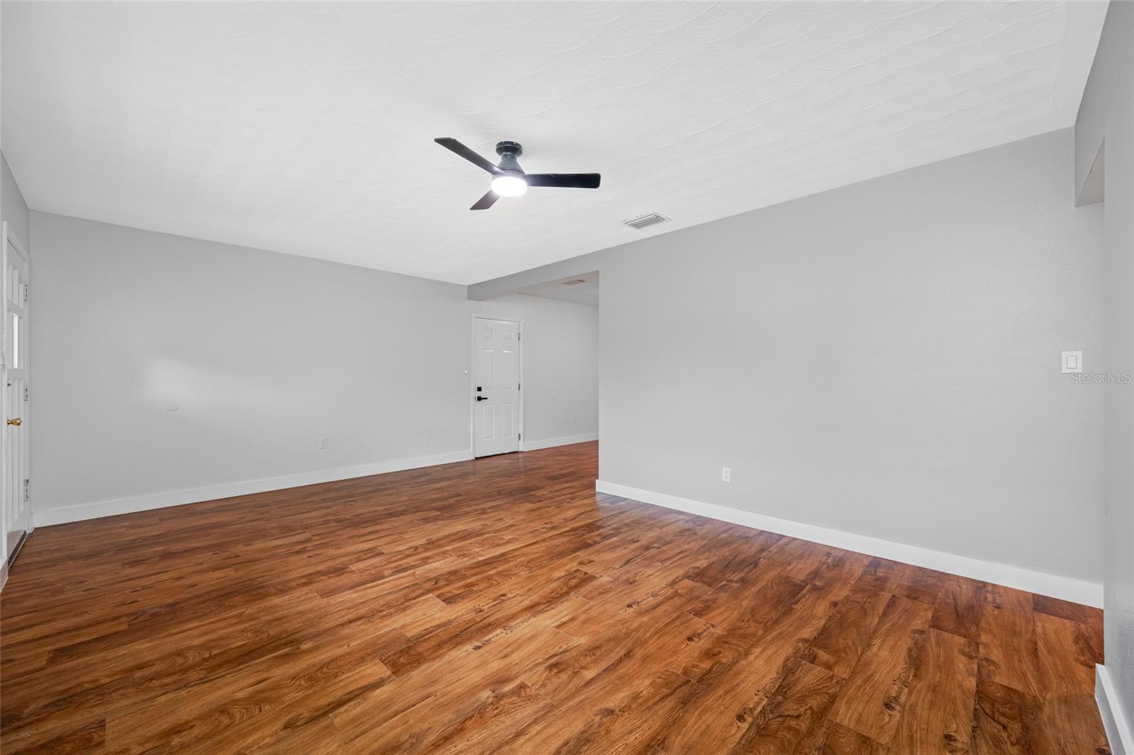 Image 17 of 29 For 1916 Macomber Avenue