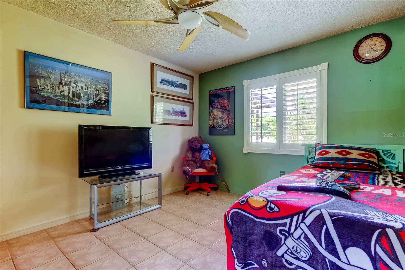 Image 33 of 58 For 1490 Cascade Court