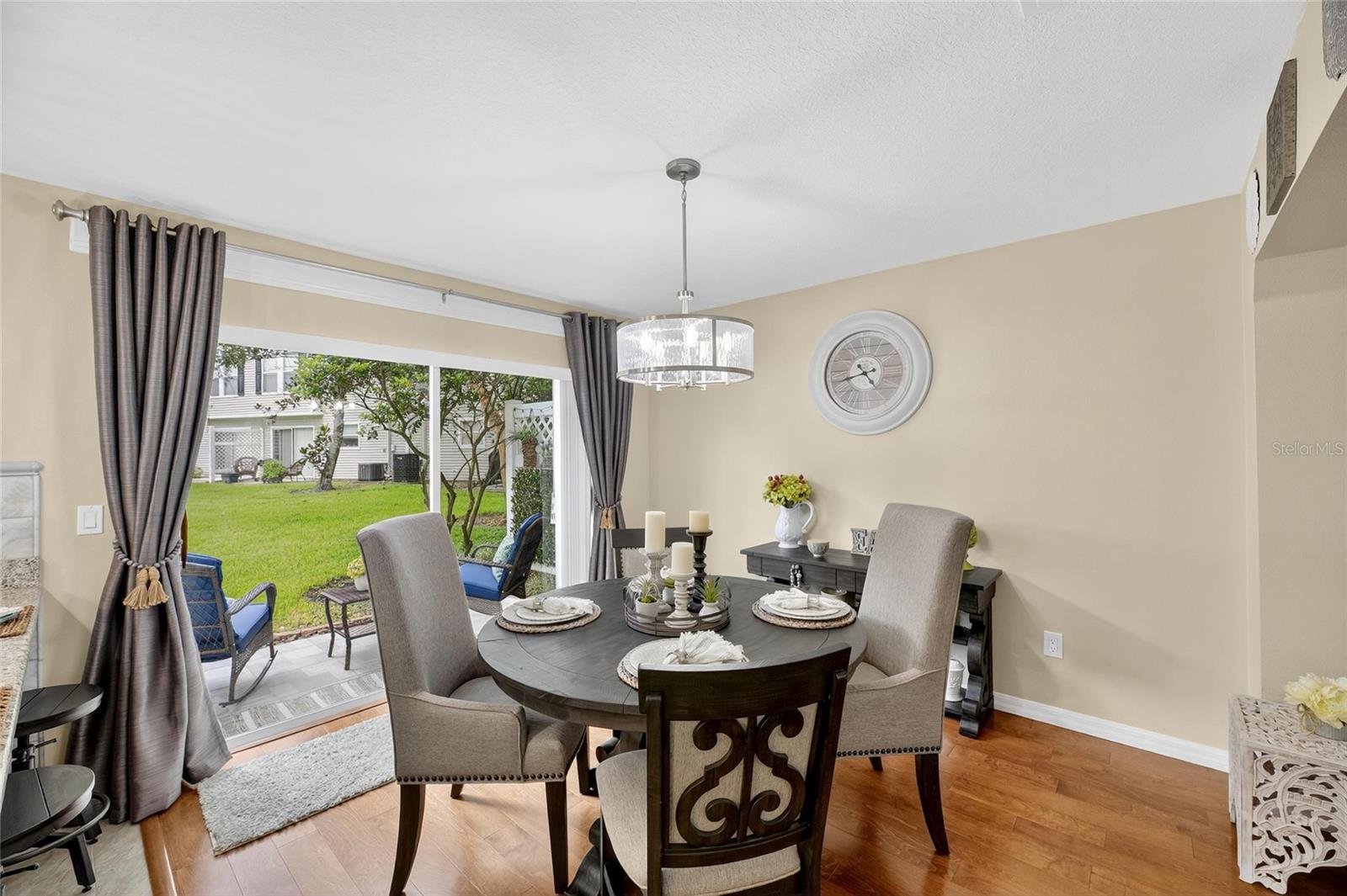 Image 15 of 53 For 3008 Amber Oak Drive