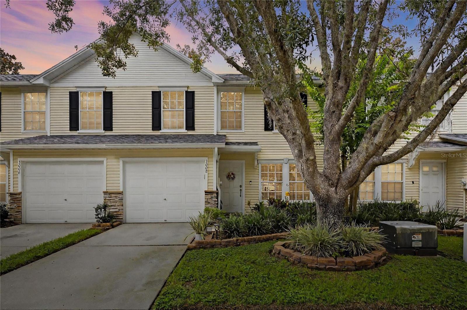 Image 3 of 53 For 3008 Amber Oak Drive