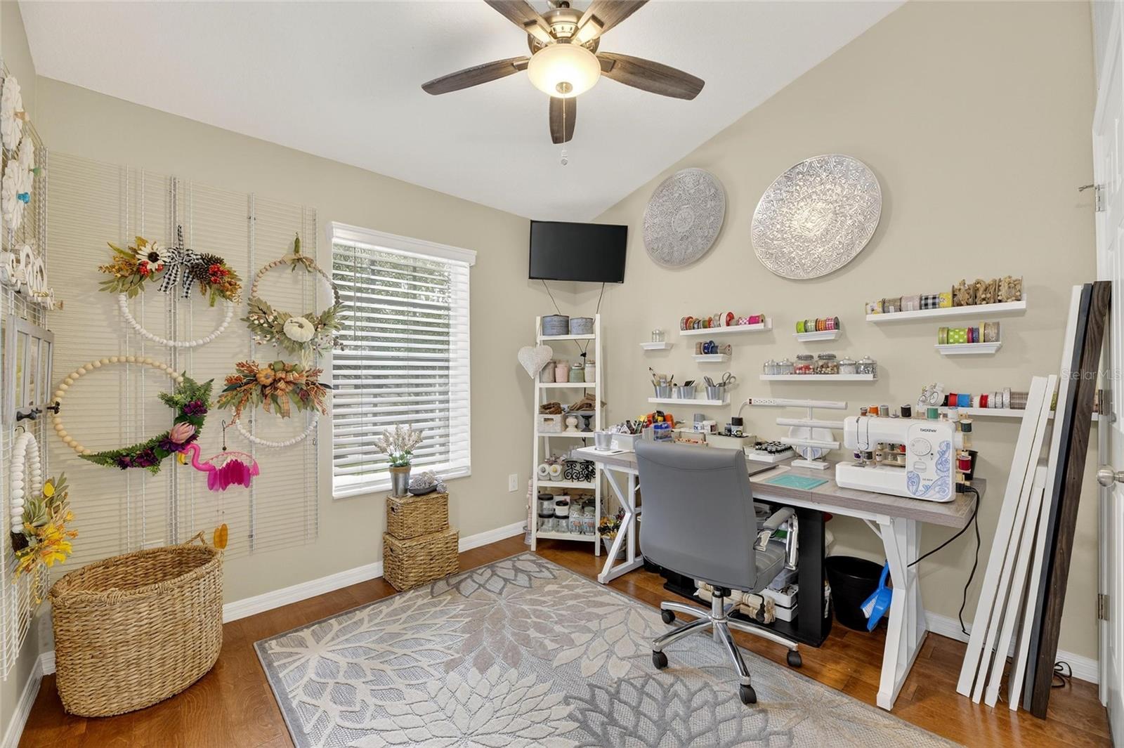 Image 40 of 53 For 3008 Amber Oak Drive