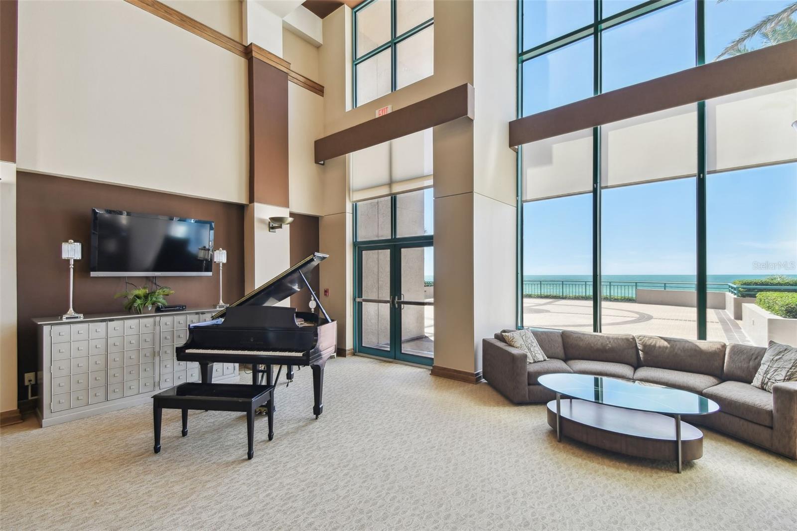 Image 58 of 76 For 1560 Gulf Boulevard 306