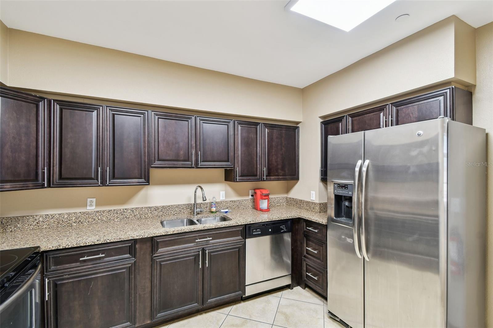Image 63 of 76 For 1560 Gulf Boulevard 306