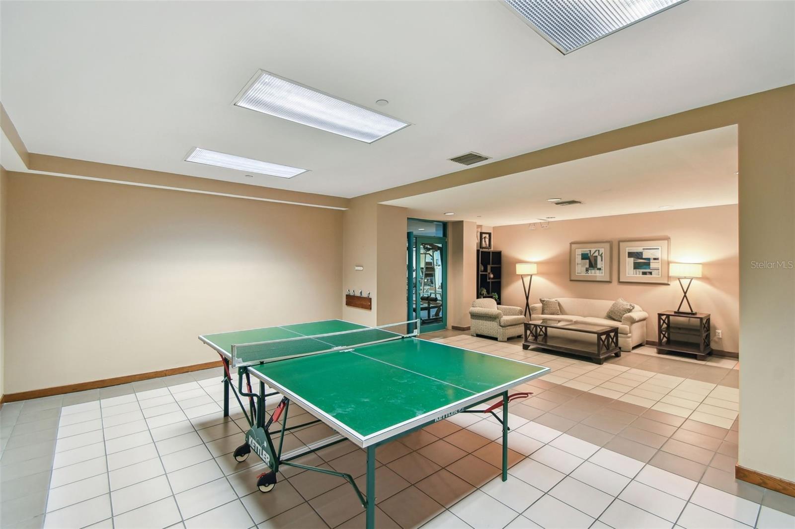 Image 69 of 76 For 1560 Gulf Boulevard 306
