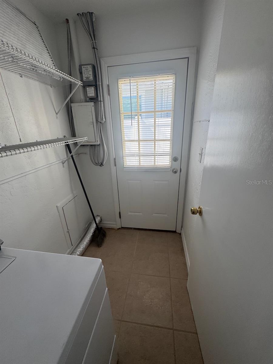 Image 16 of 19 For 3042 Highland Street N