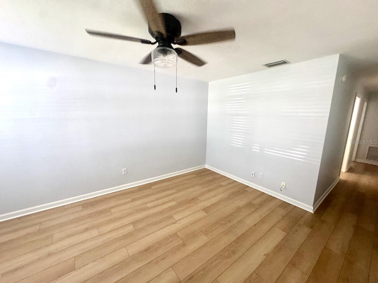 Image 7 of 19 For 3042 Highland Street N