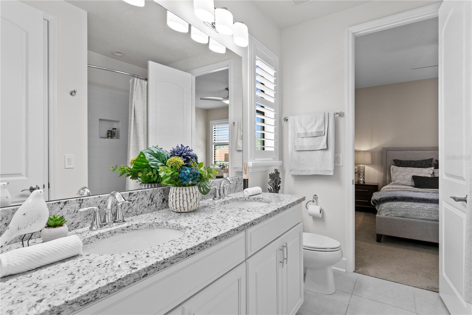 Image 38 of 51 For 7876 Marsh Pointe Drive
