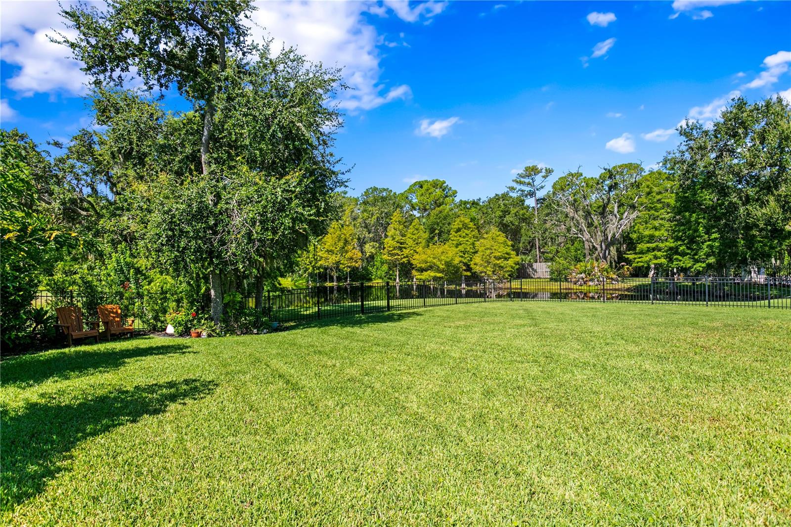 Image 7 of 51 For 7876 Marsh Pointe Drive