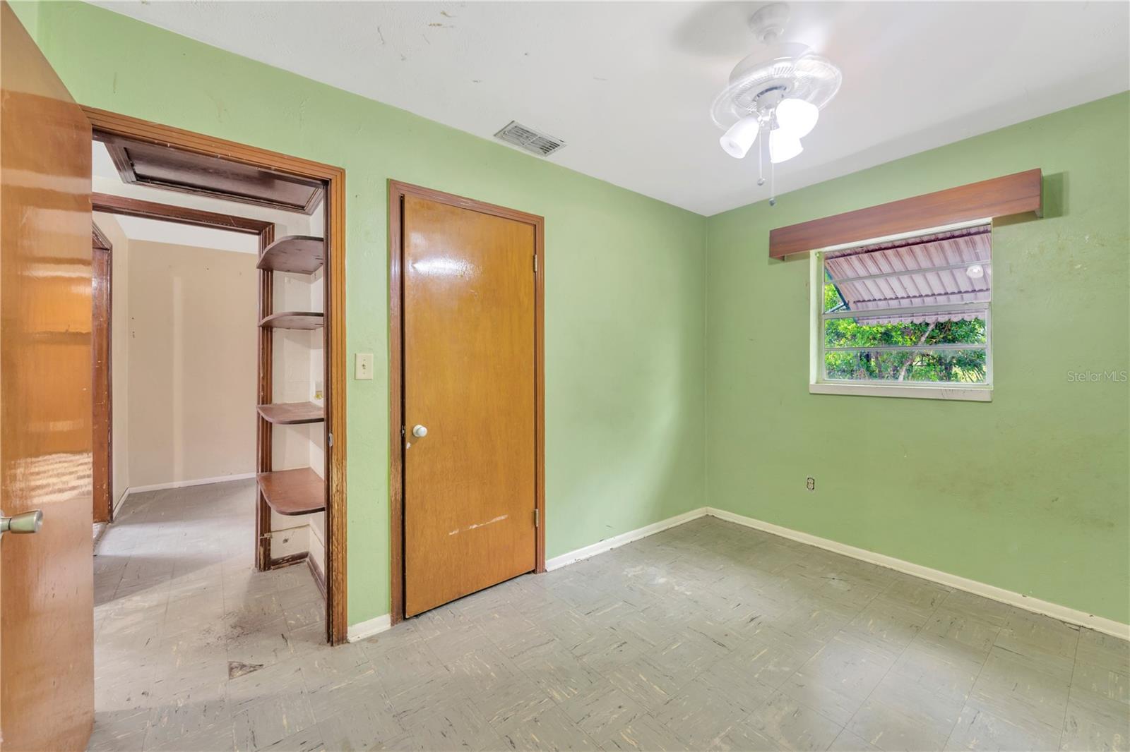Image 15 of 23 For 430 Pevetty Drive