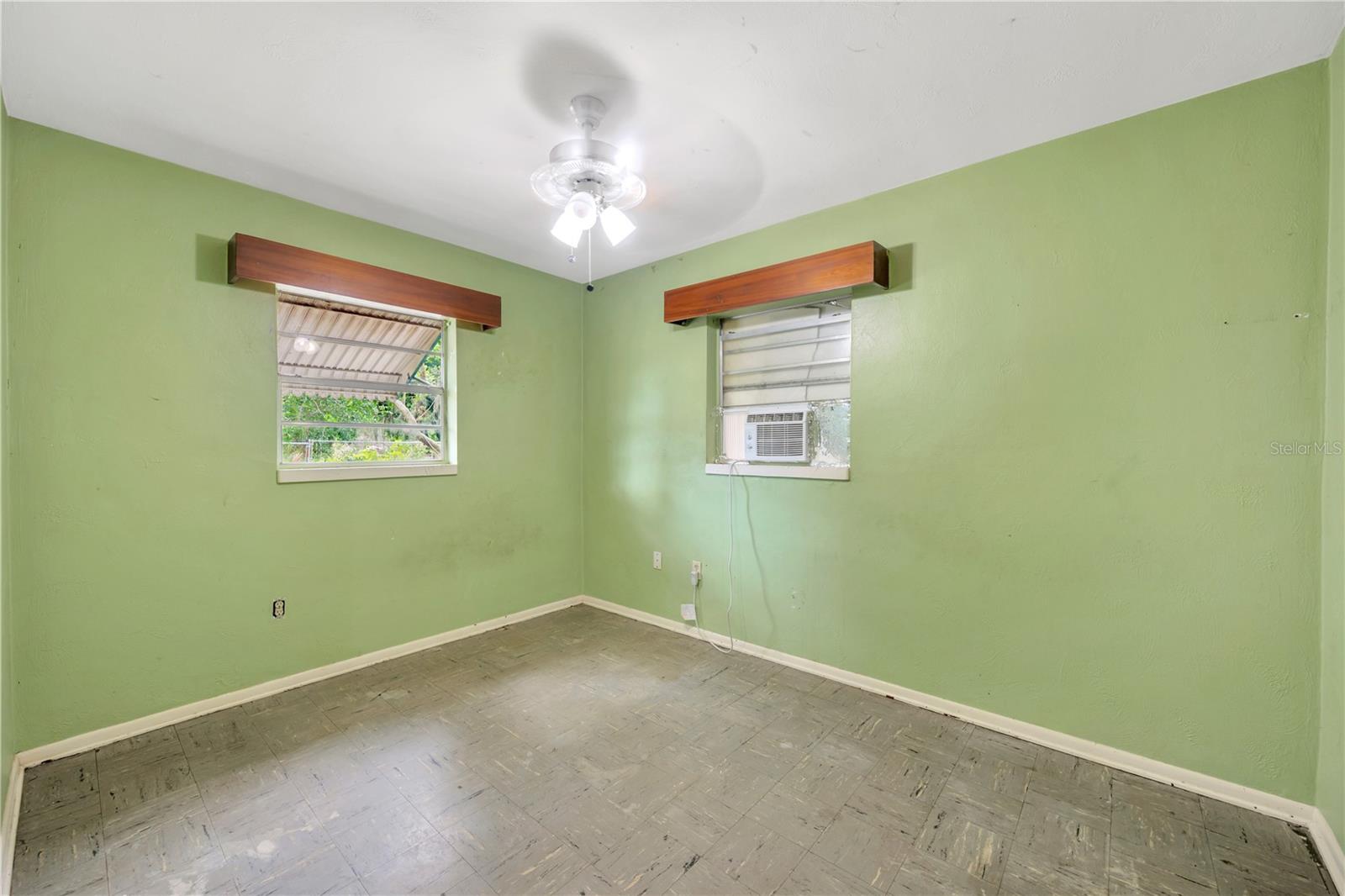 Image 16 of 23 For 430 Pevetty Drive