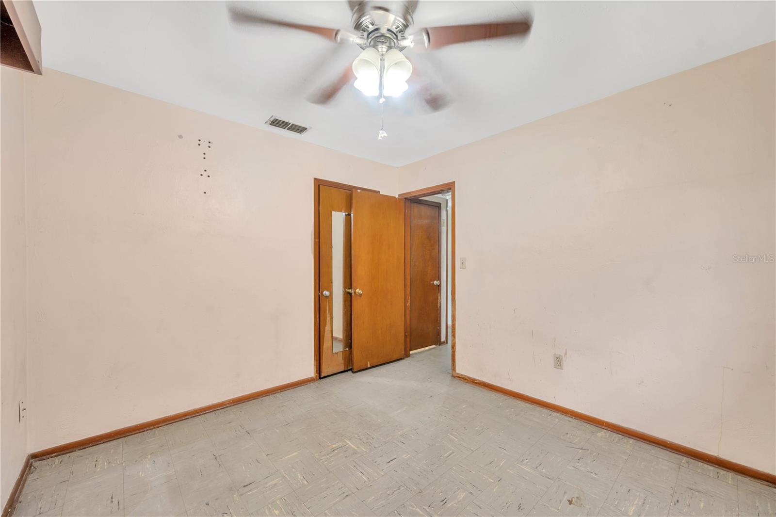 Image 19 of 23 For 430 Pevetty Drive