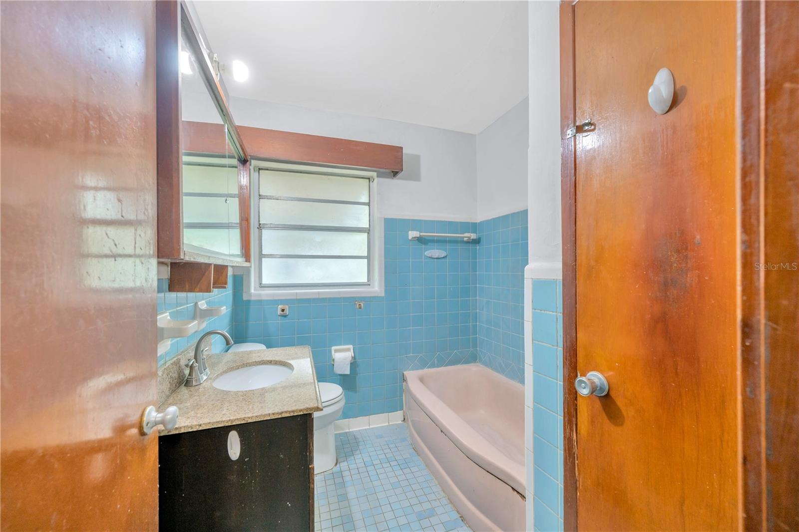 Image 4 of 23 For 430 Pevetty Drive