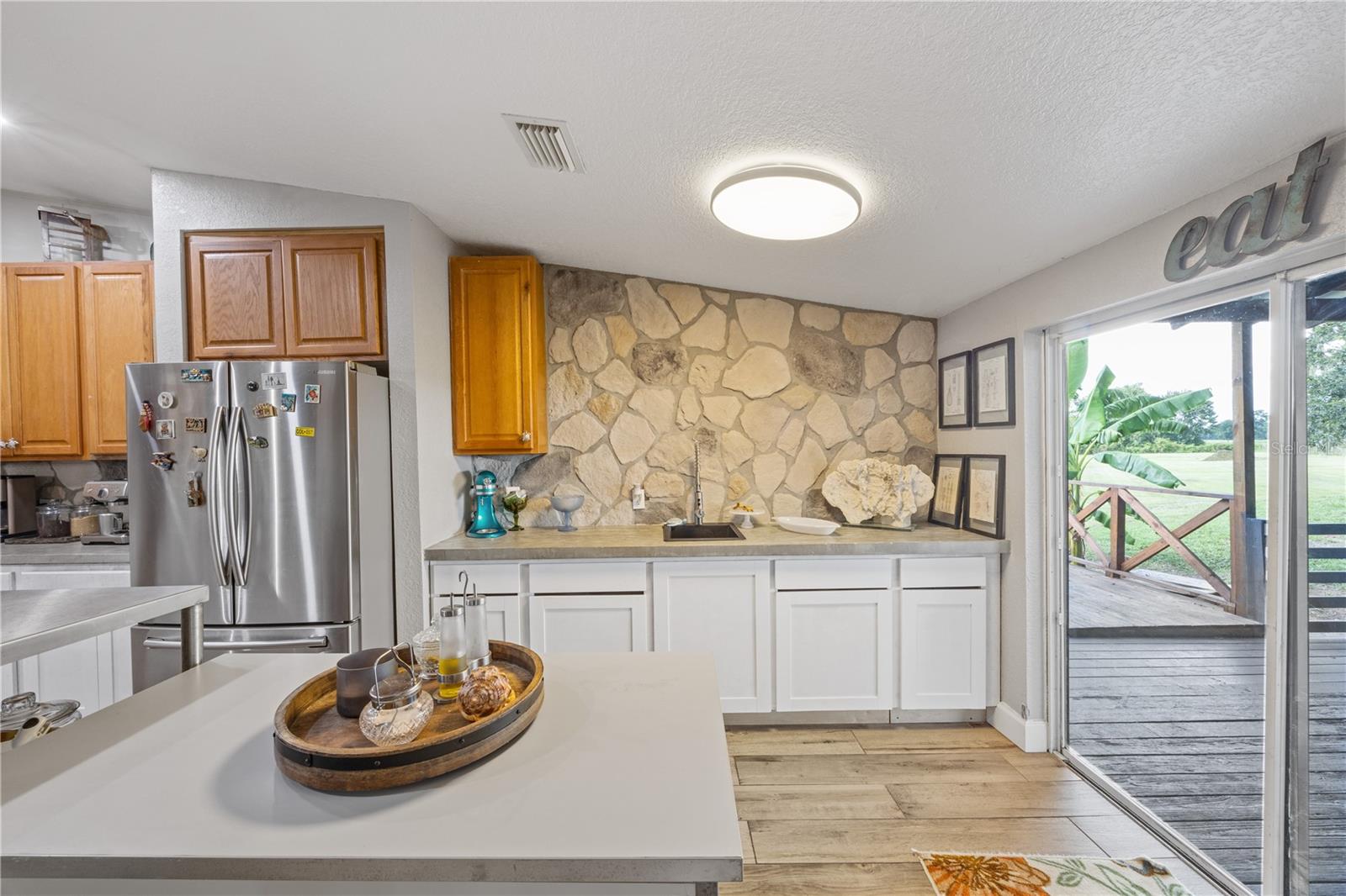 Image 12 of 45 For 7326 Loghouse Road