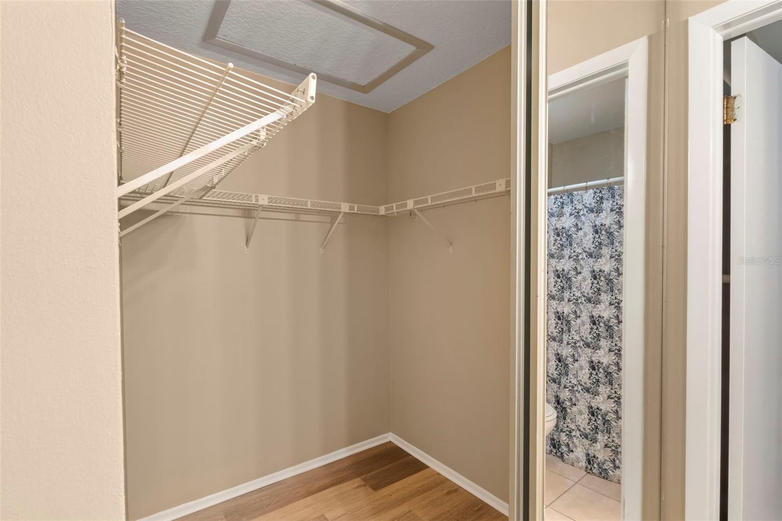 Image 12 of 34 For 3132 Beecher Dr E