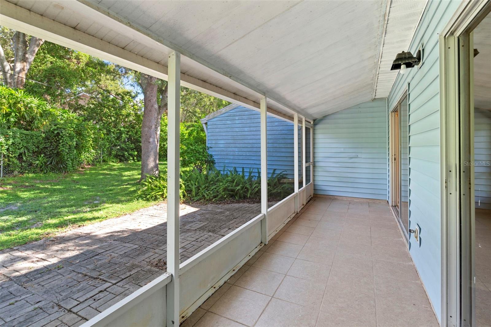 Image 33 of 34 For 3132 Beecher Dr E