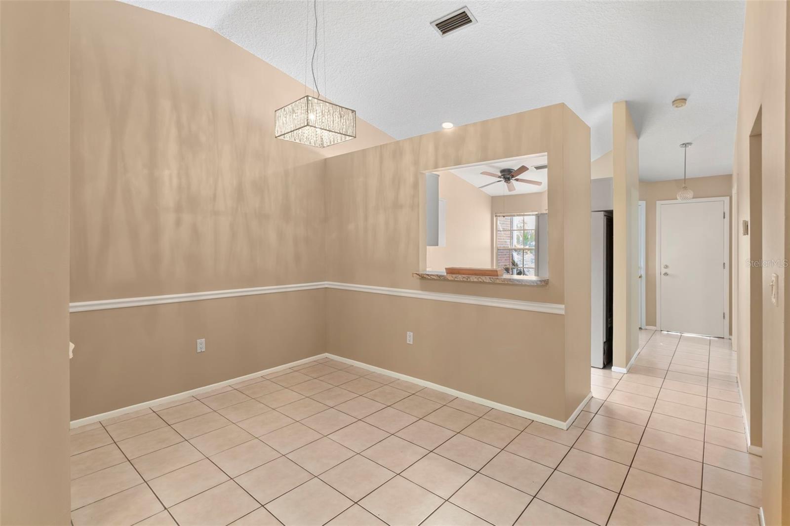 Image 7 of 34 For 3132 Beecher Dr E