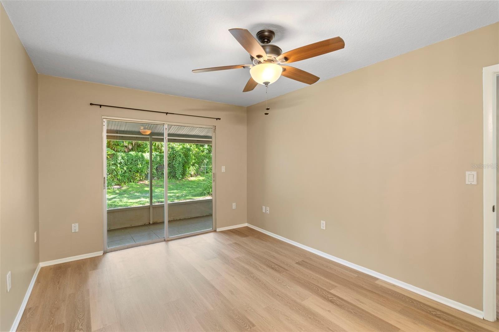 Image 8 of 34 For 3132 Beecher Dr E