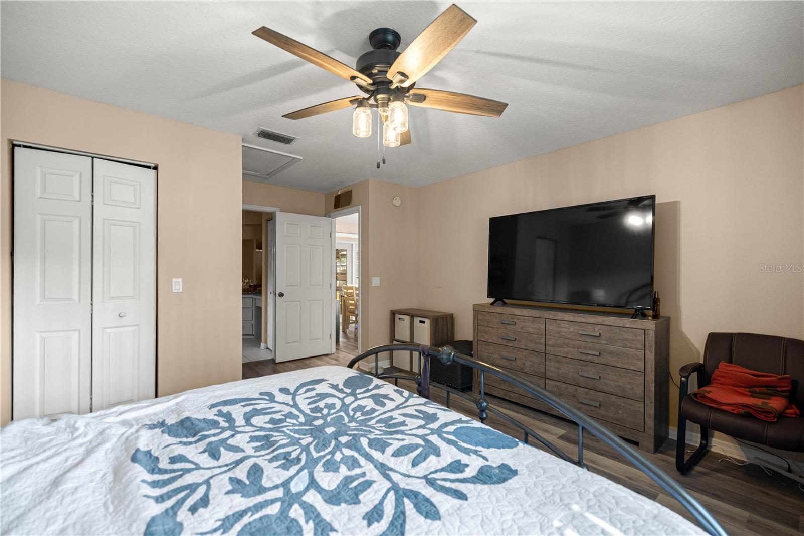 Image 12 of 34 For 11490 Seminole Road