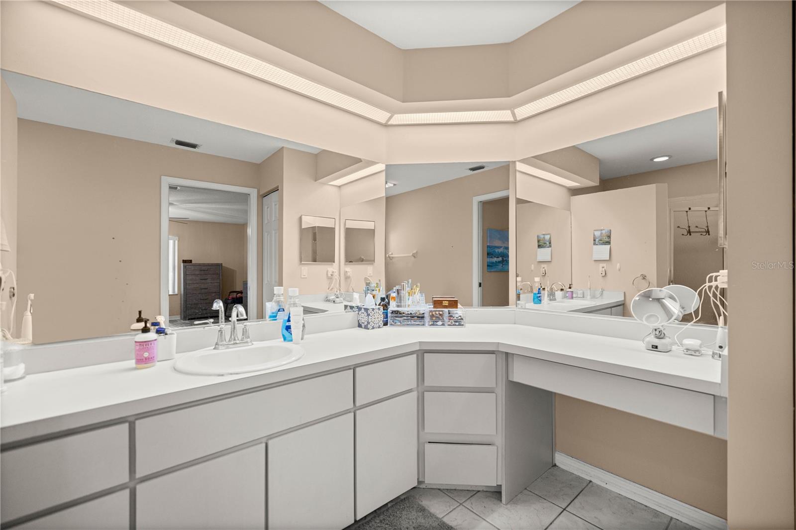 Image 14 of 34 For 11490 Seminole Road