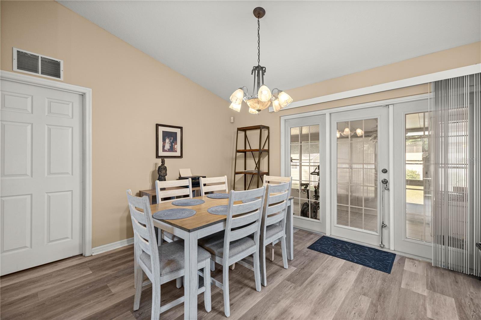 Image 8 of 34 For 11490 Seminole Road