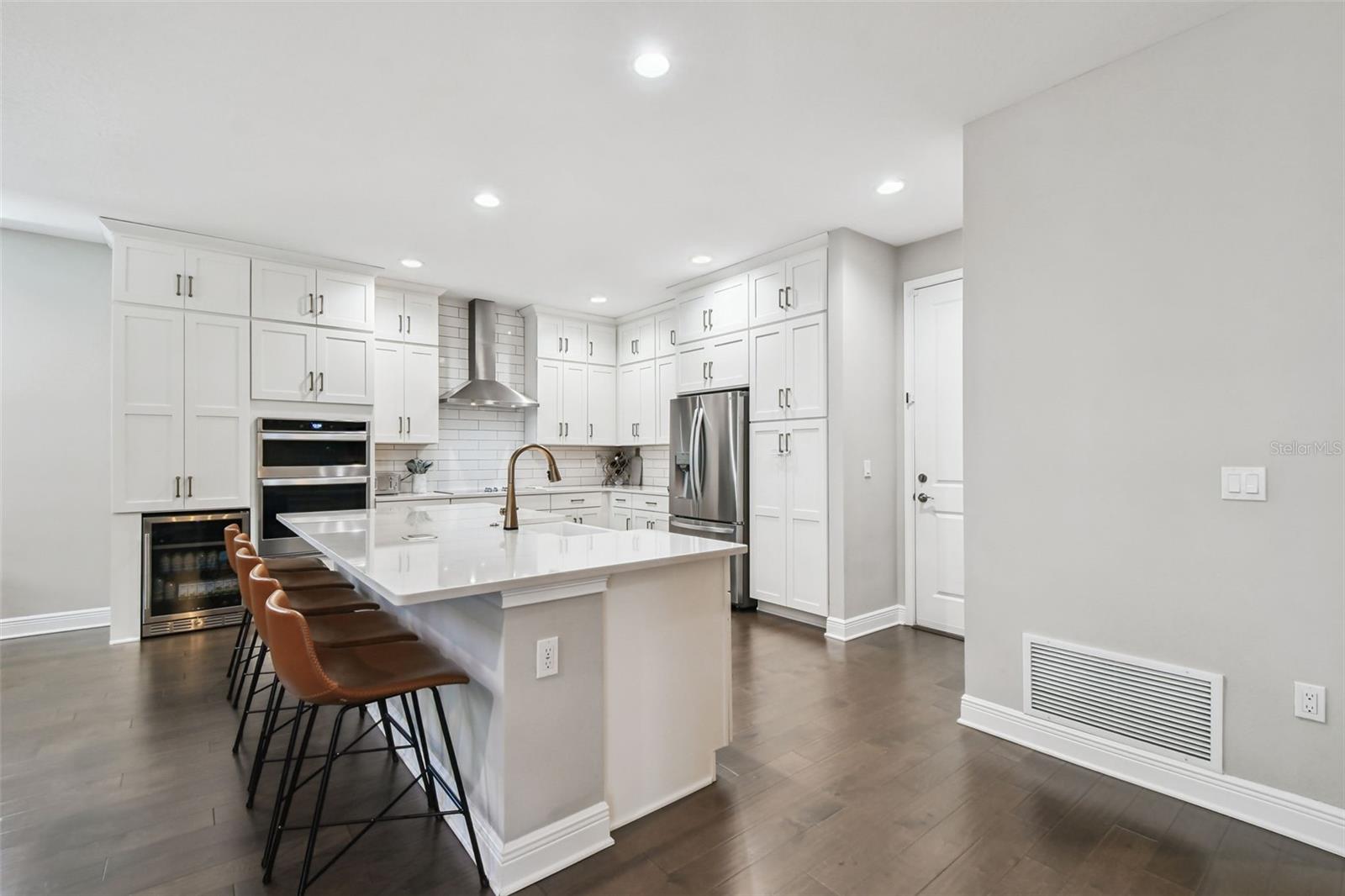 Image 12 of 46 For 5408 Elkins Avenue