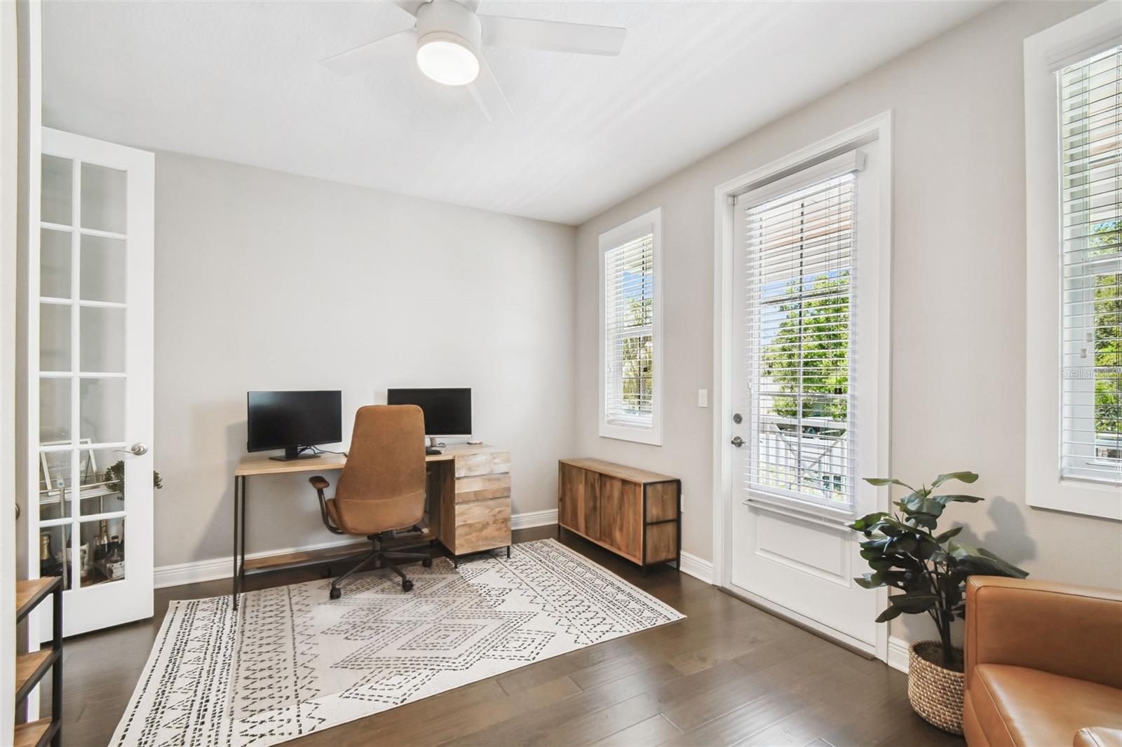 Image 21 of 46 For 5408 Elkins Avenue