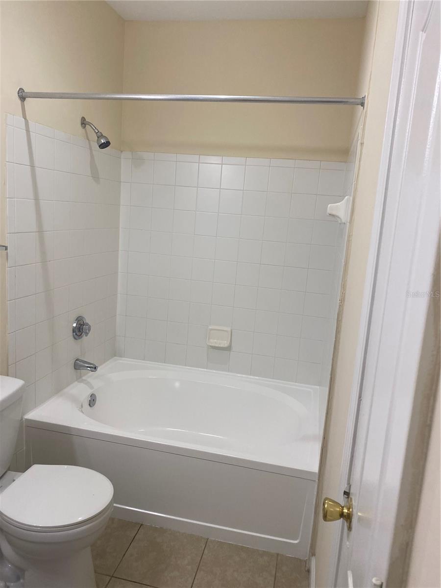 Image 13 of 21 For 10559 Villa View Circle 10559