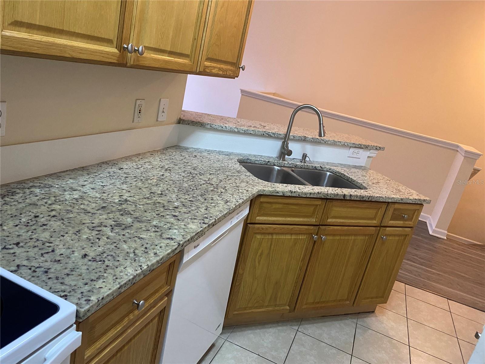 Image 8 of 21 For 10559 Villa View Circle 10559