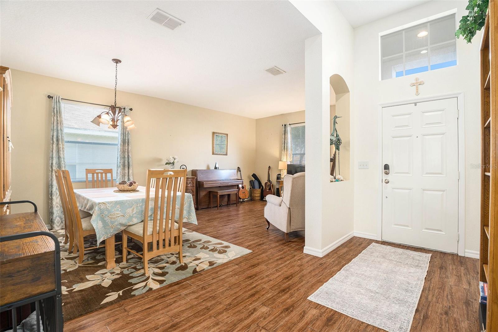 Image 2 of 13 For 8532 Southern Charm Circle