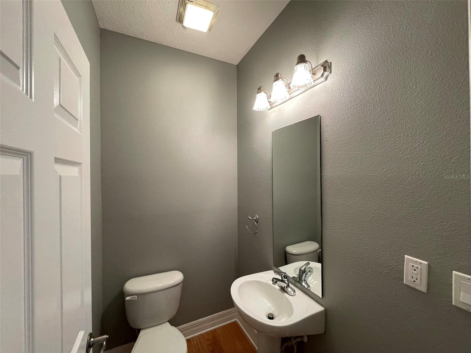 Image 17 of 34 For 4501 Bay Spring Ct