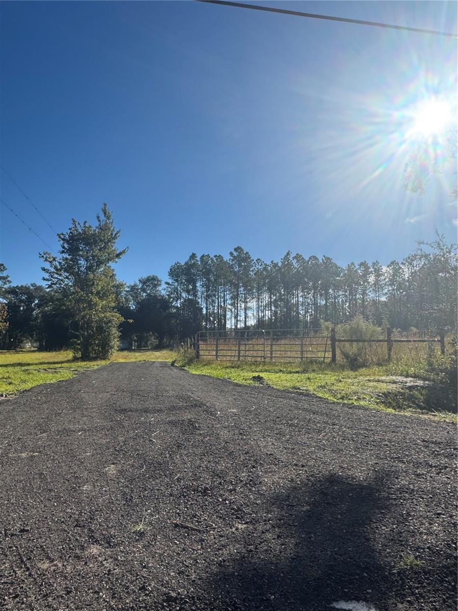 Image 28 of 31 For 5812 Dormany Road