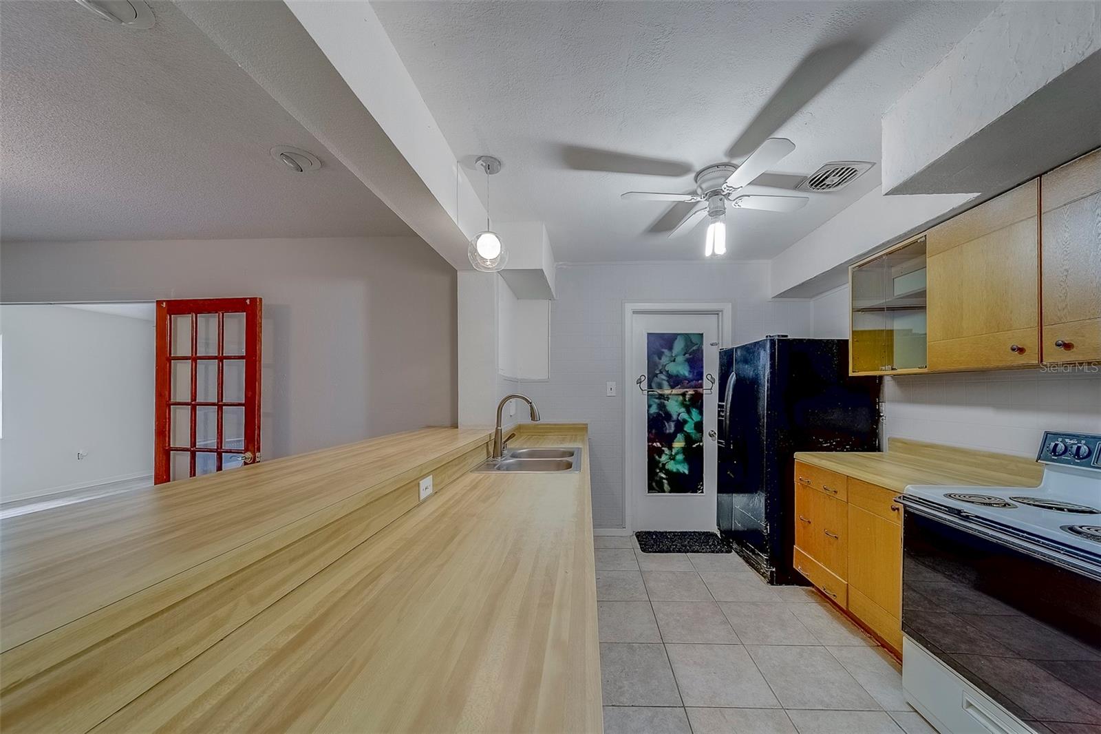 Image 6 of 58 For 10728 59th Avenue