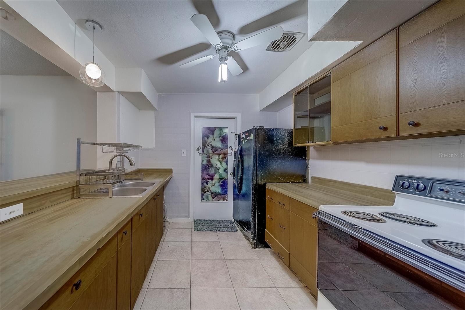 Image 7 of 58 For 10728 59th Avenue