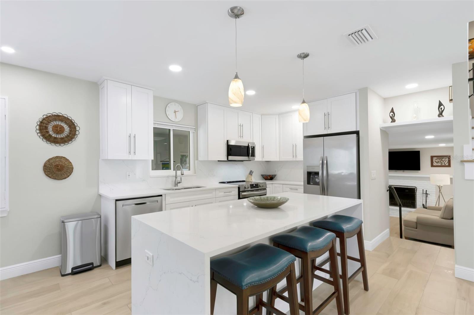 Image 15 of 78 For 7035 14th Street S