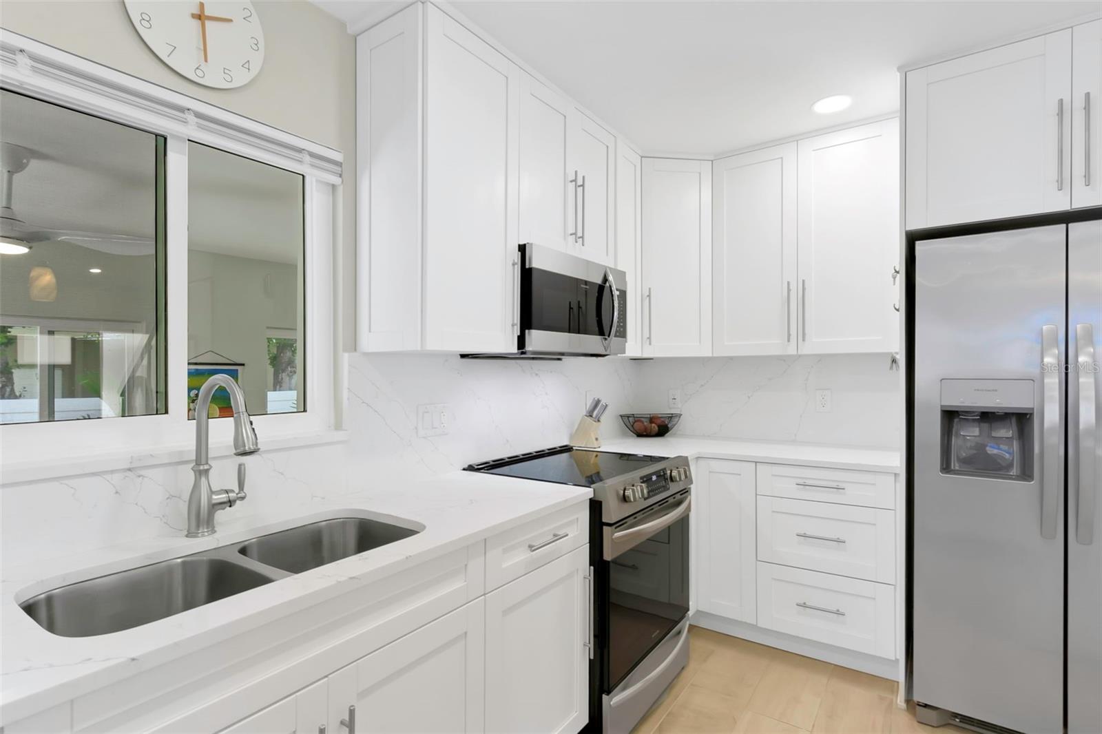 Image 18 of 78 For 7035 14th Street S