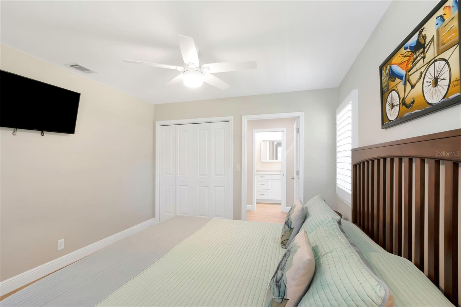 Image 22 of 78 For 7035 14th Street S