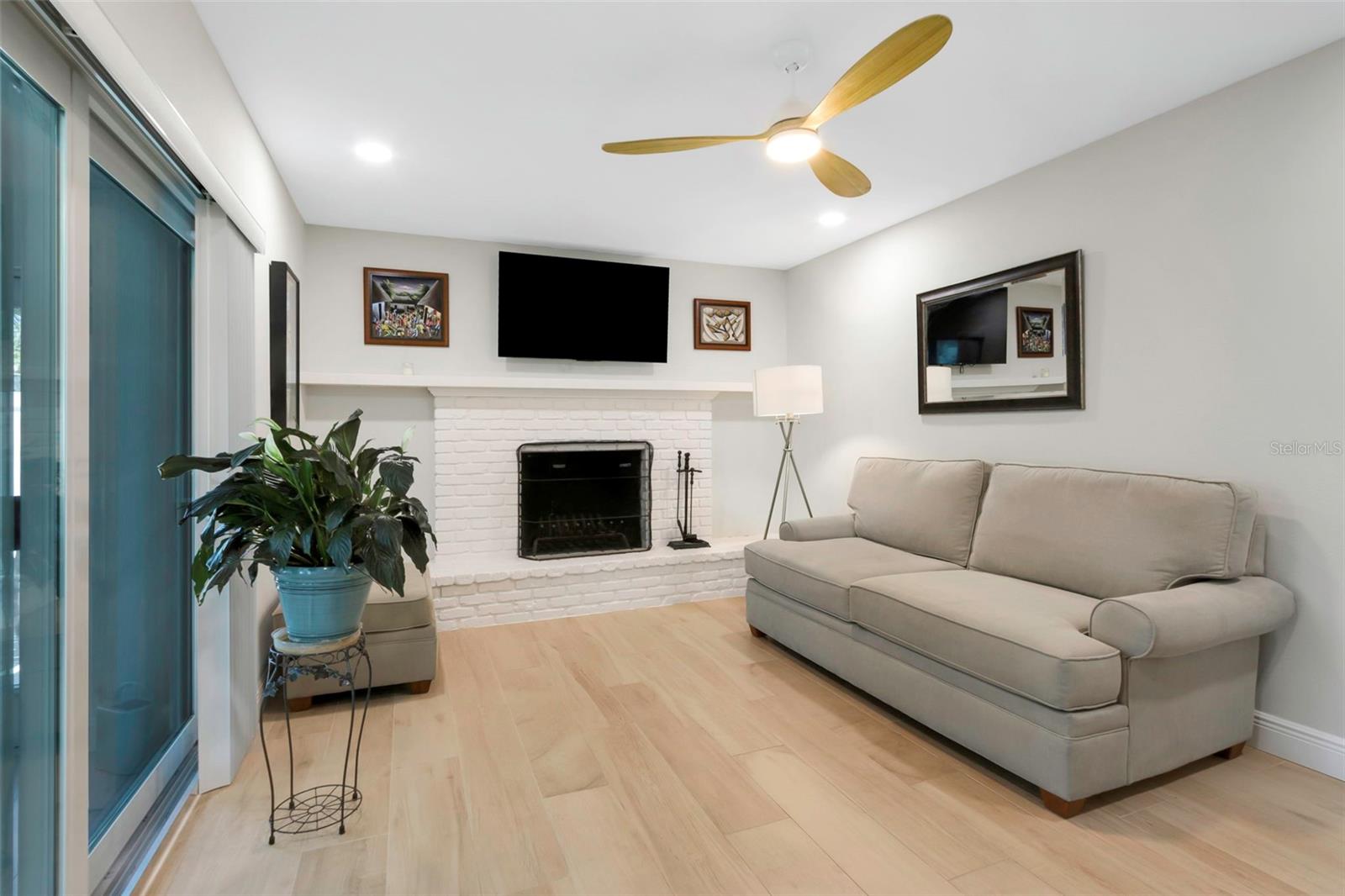 Image 33 of 78 For 7035 14th Street S