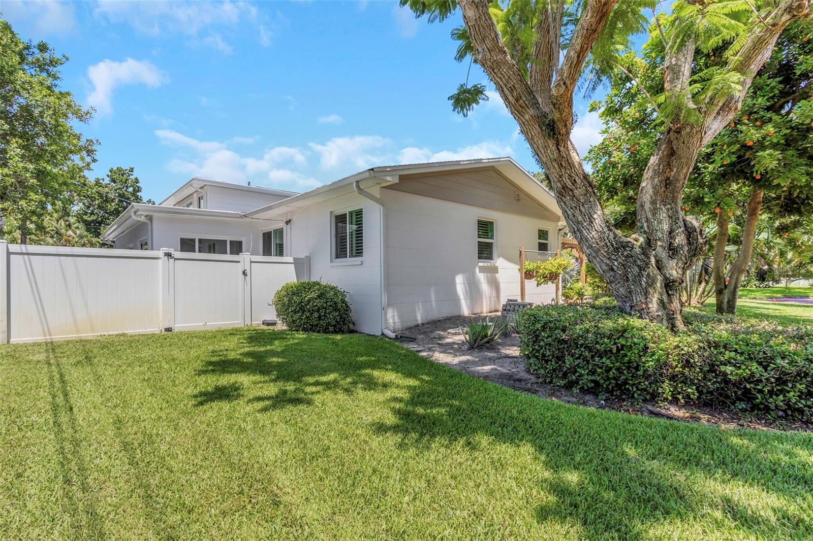 Image 60 of 78 For 7035 14th Street S