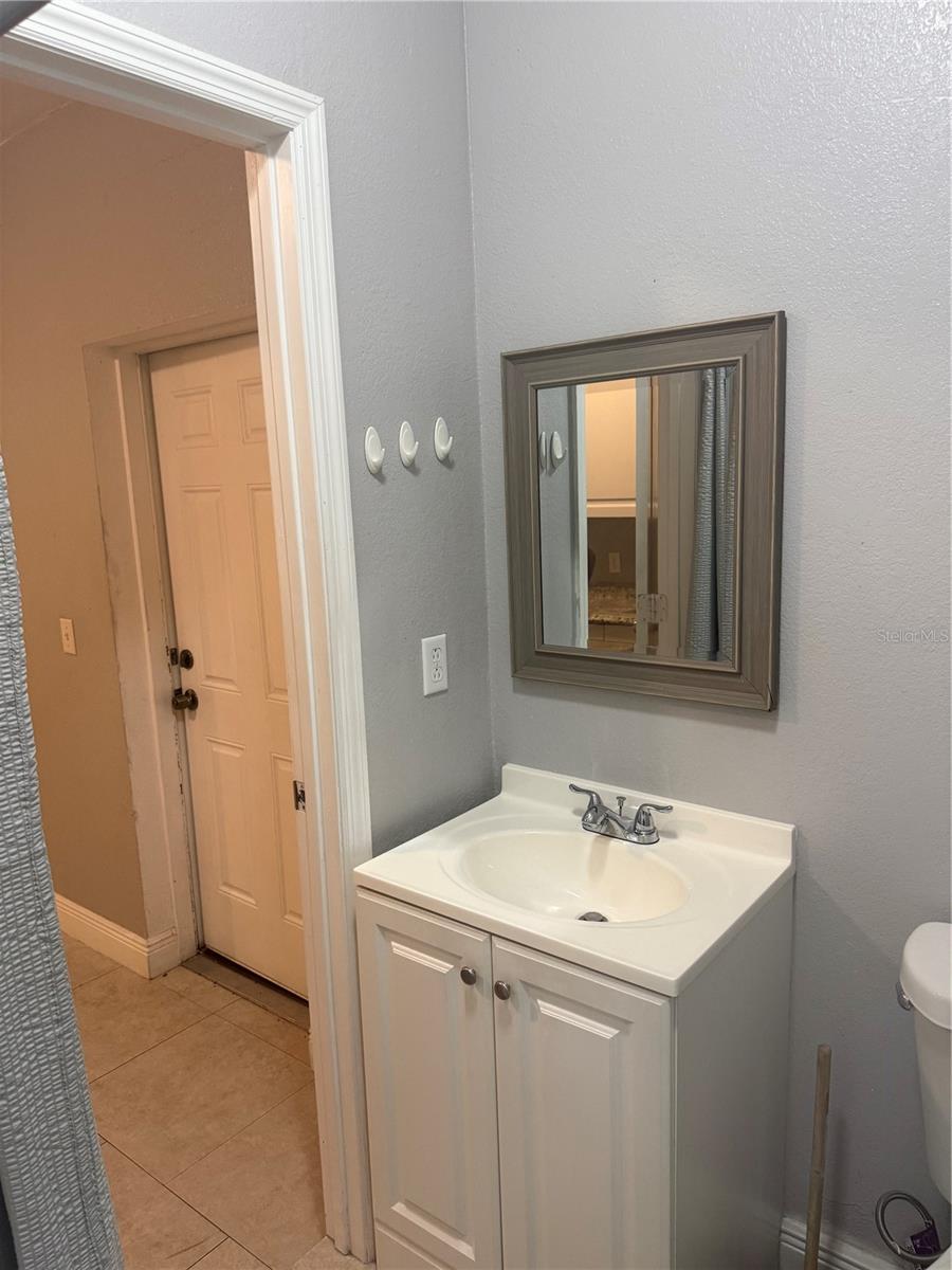 Image 21 of 36 For 1314 Carissa Court