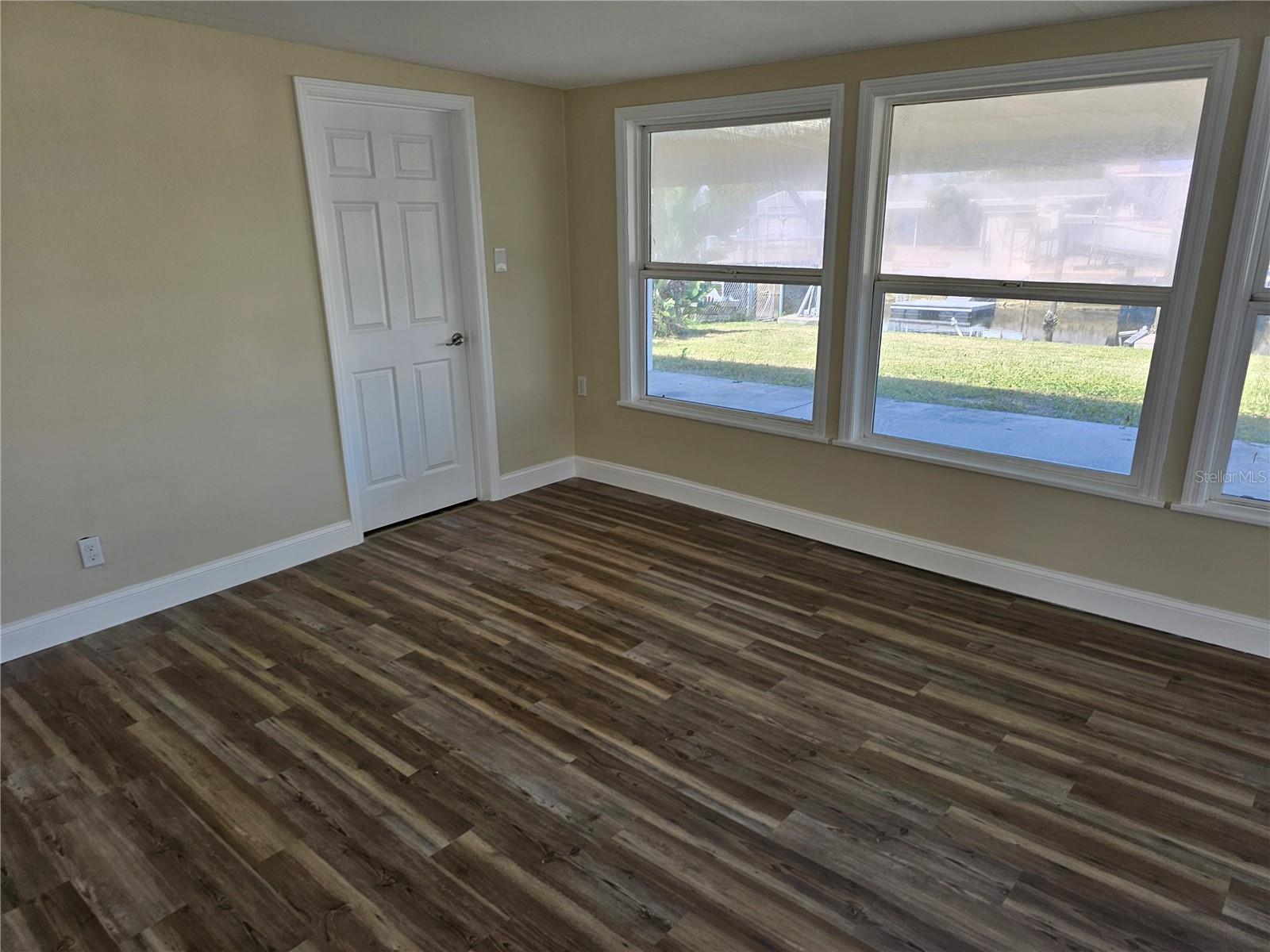 Image 10 of 19 For 13411 Neptune Drive