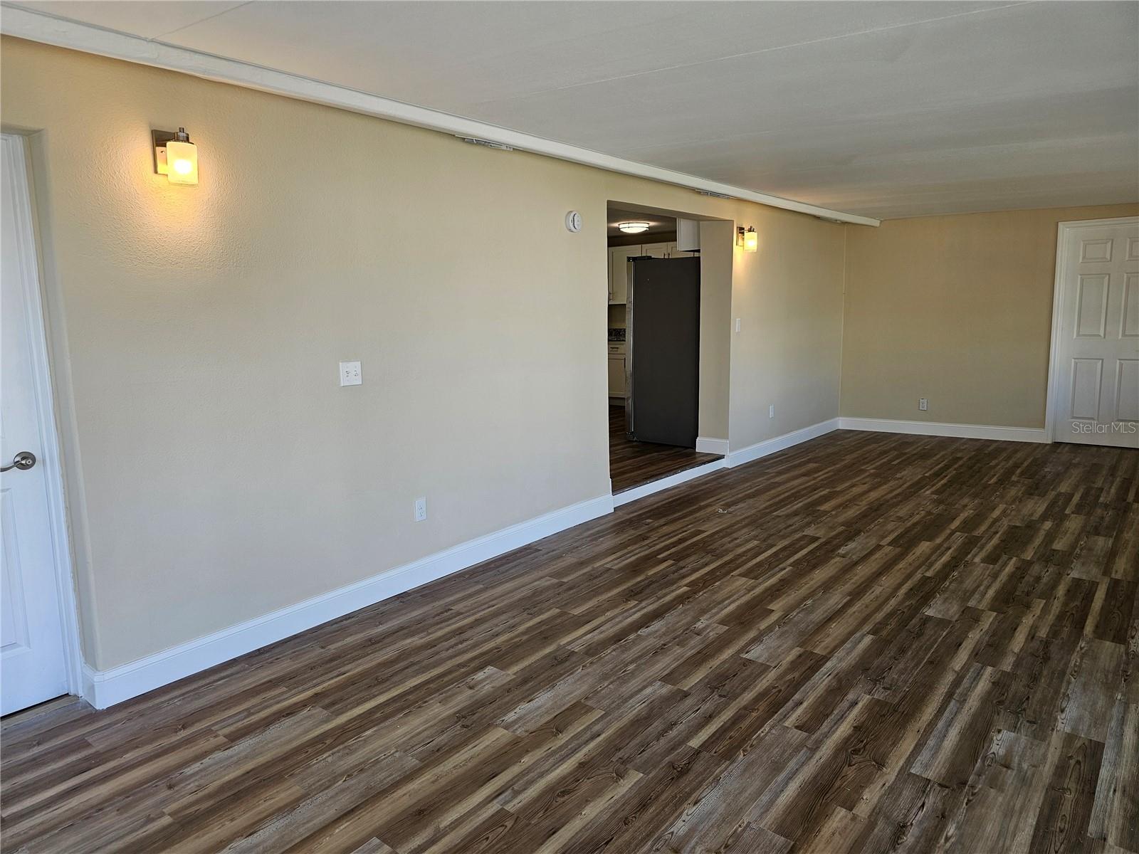 Image 11 of 19 For 13411 Neptune Drive