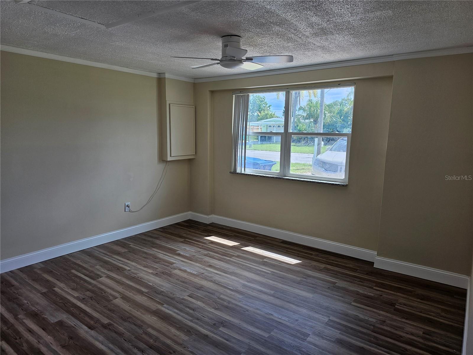 Image 15 of 19 For 13411 Neptune Drive
