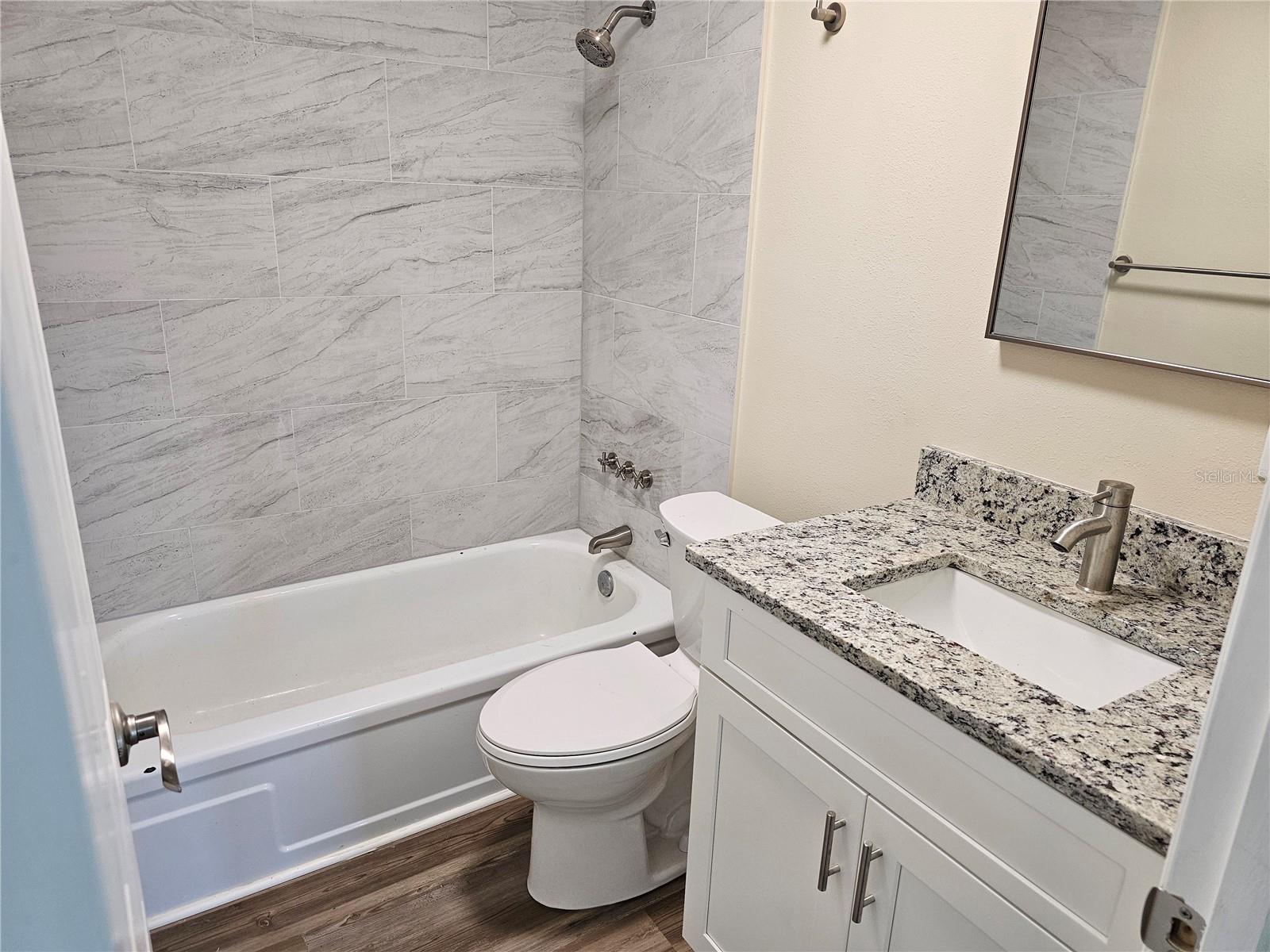 Image 4 of 19 For 13411 Neptune Drive