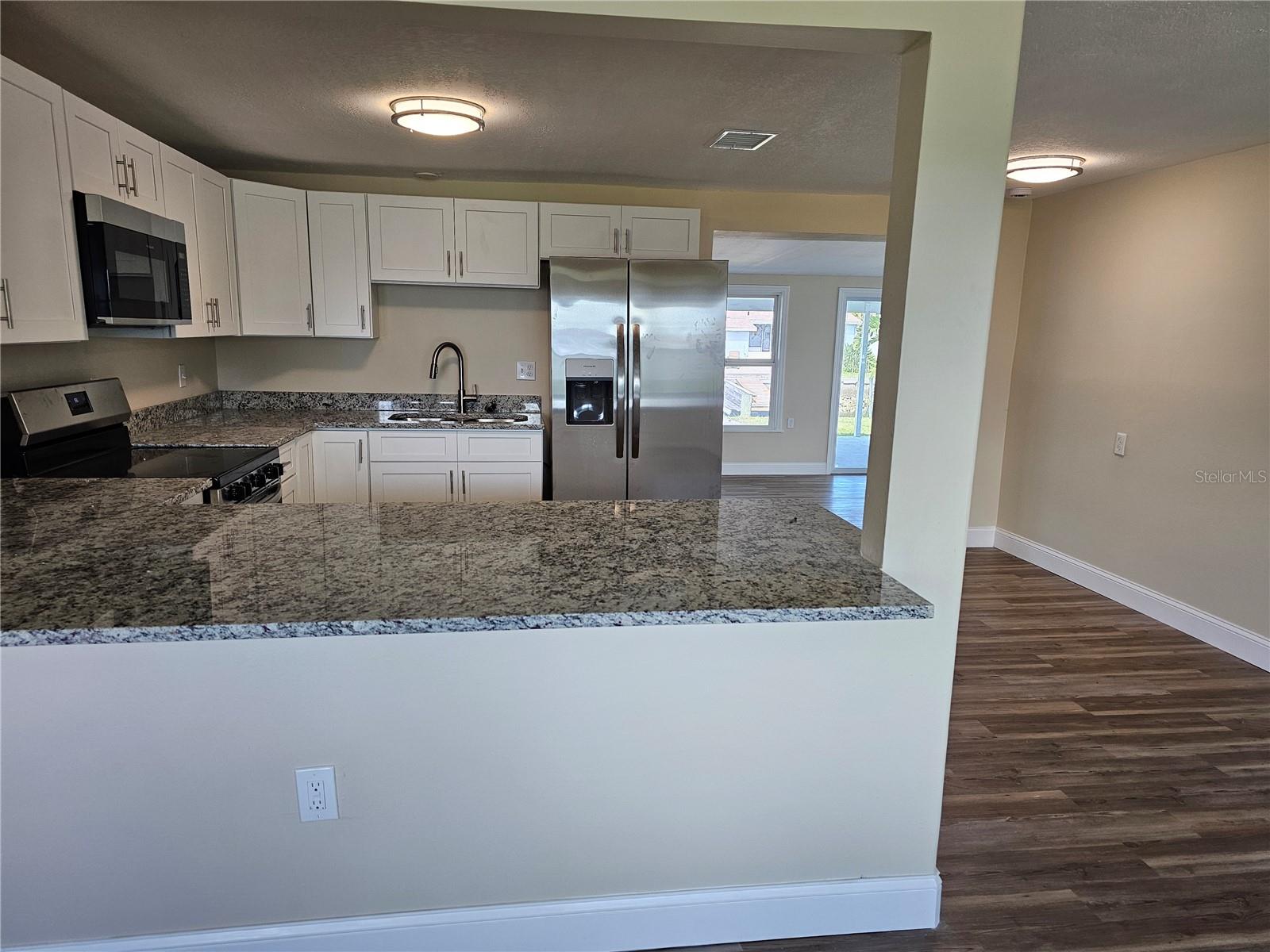 Image 6 of 19 For 13411 Neptune Drive