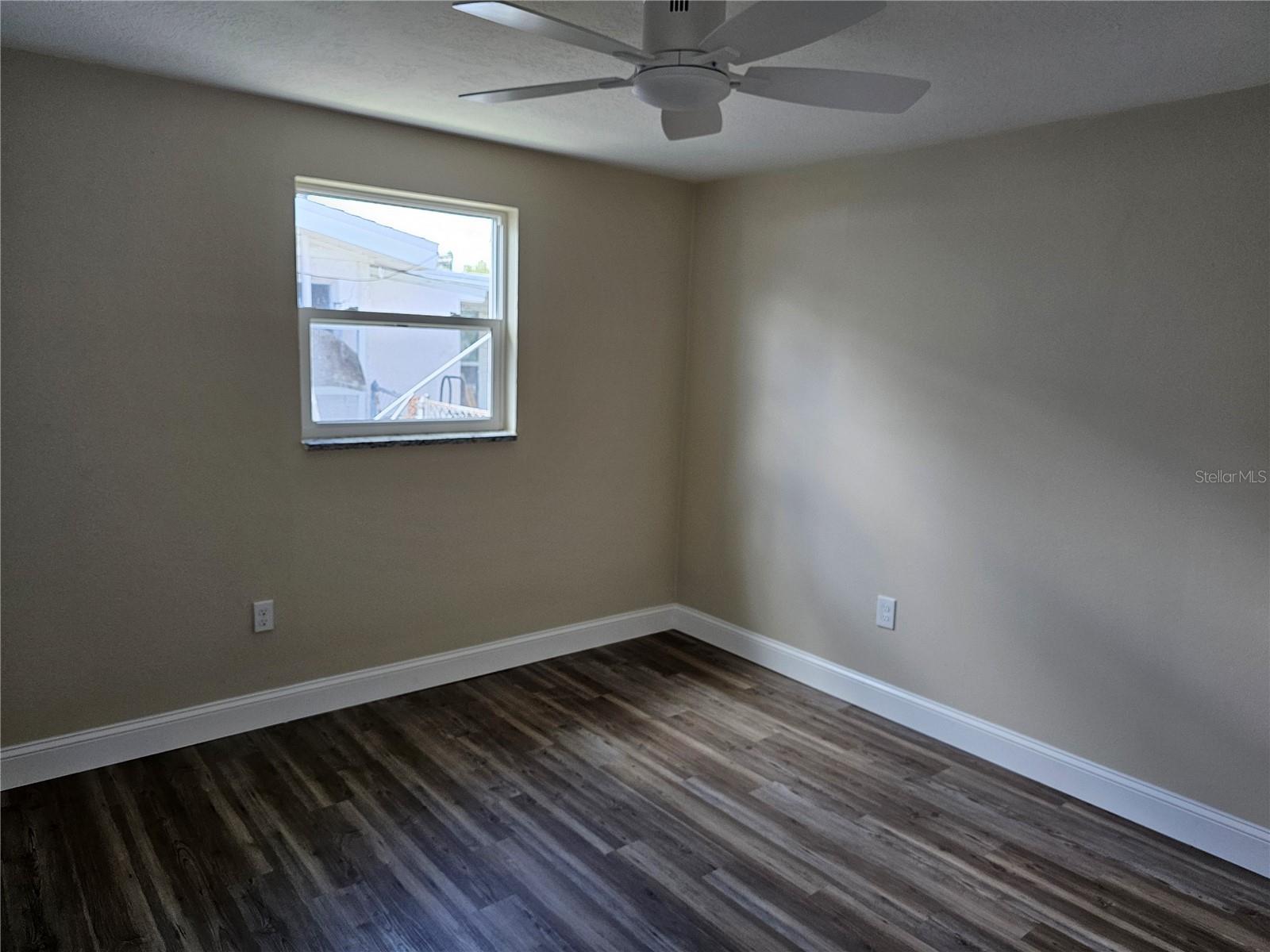 Image 8 of 19 For 13411 Neptune Drive